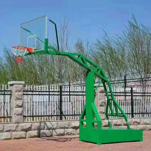 玉峰告诉您室内篮球架与室外篮球架区别在哪里